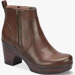 BOC Blakelynn Boot Size 10
New